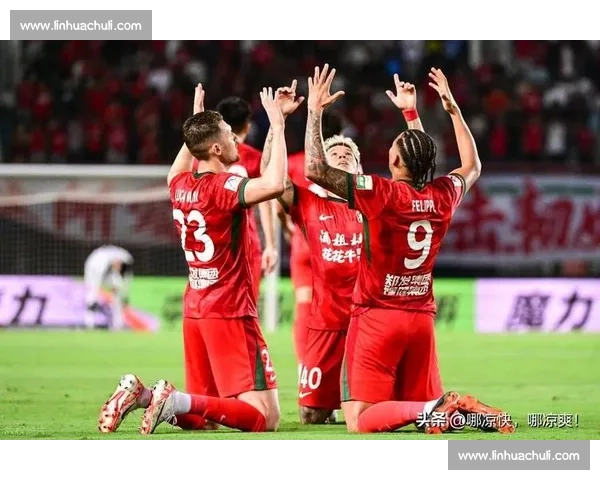 河南队 3 胜 1 平强势回暖!门将王国明放话:下半程更精彩 河南队 3 胜 1 平强势回暖!门将王国明放话:下半程更精彩