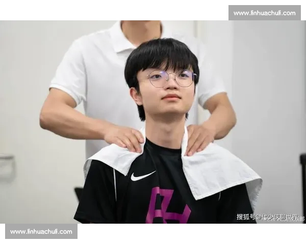 黑马姿态!XX战队一路披荆斩棘,目标直指总冠军! 黑马姿态!XX战队一路披荆斩棘,目标直指总冠军!